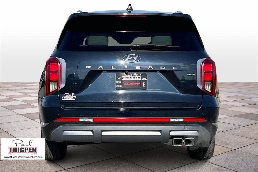 Used 2024 Hyundai Palisade Limited image 4
