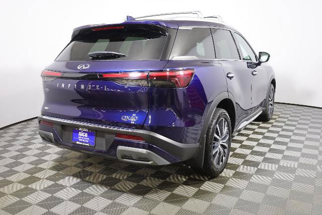 Used 2023 INFINITI QX60 Sensory w/ Vision Package AWD/4WD image 4