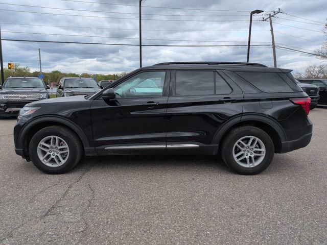 Certified 2025 Ford Explorer Active AWD/4WD image 8