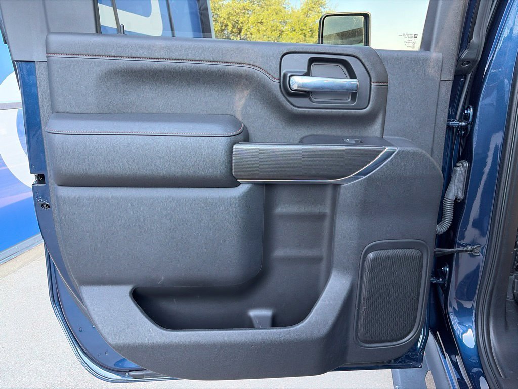 Used 2022 GMC Sierra 2500 AT4 w/ AT4 Preferred Package AWD/4WD image 18