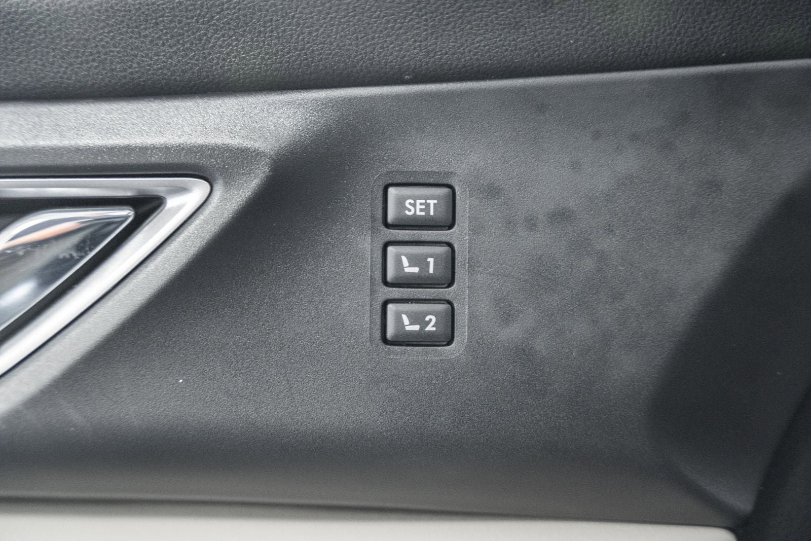 Used 2021 Subaru Ascent Limited AWD/4WD image 46