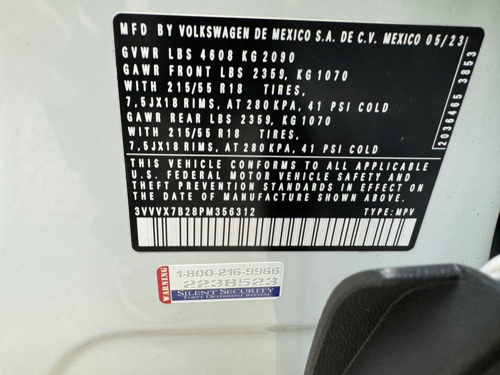 Used 2023 Volkswagen Taos SE w/ Panoramic Sunroof Package AWD/4WD image 30