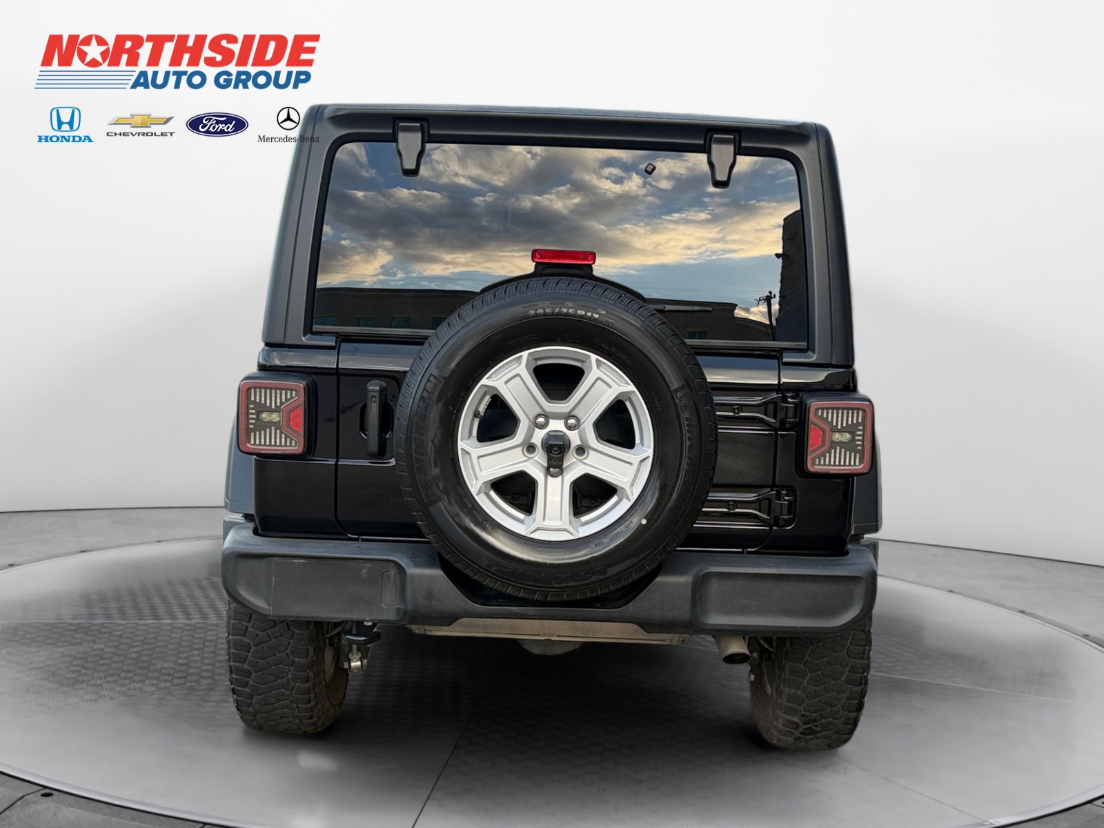 Used 2022 Jeep Wrangler Unlimited Sport AWD/4WD image 6