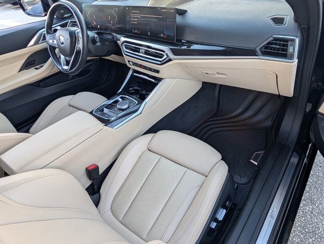 Used 2024 BMW 430i Convertible w/ Premium Package image 13