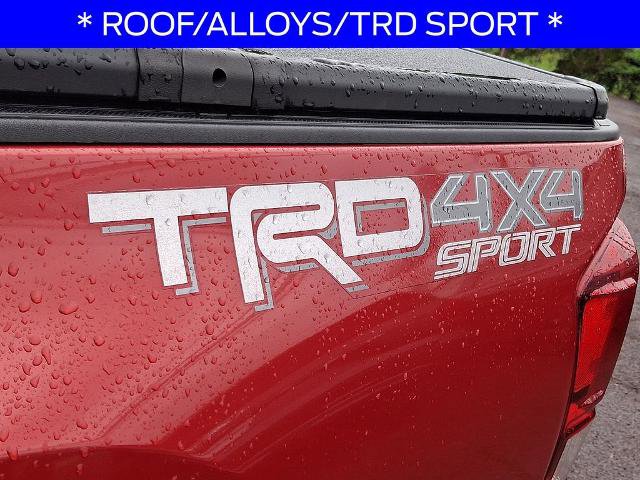 Used 2017 Toyota Tacoma TRD Sport AWD/4WD image 32