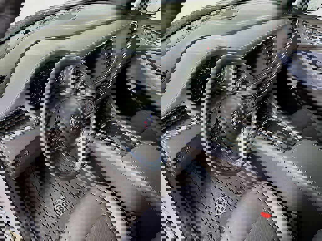 Used 2023 Buick Enclave Essence w/ Experience Buick Package image 2