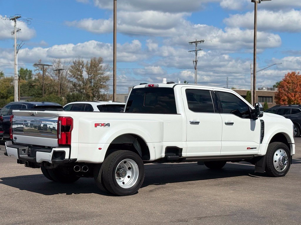 Certified 2023 Ford F450 Platinum w/ FX4 Off-Road Package AWD/4WD image 39