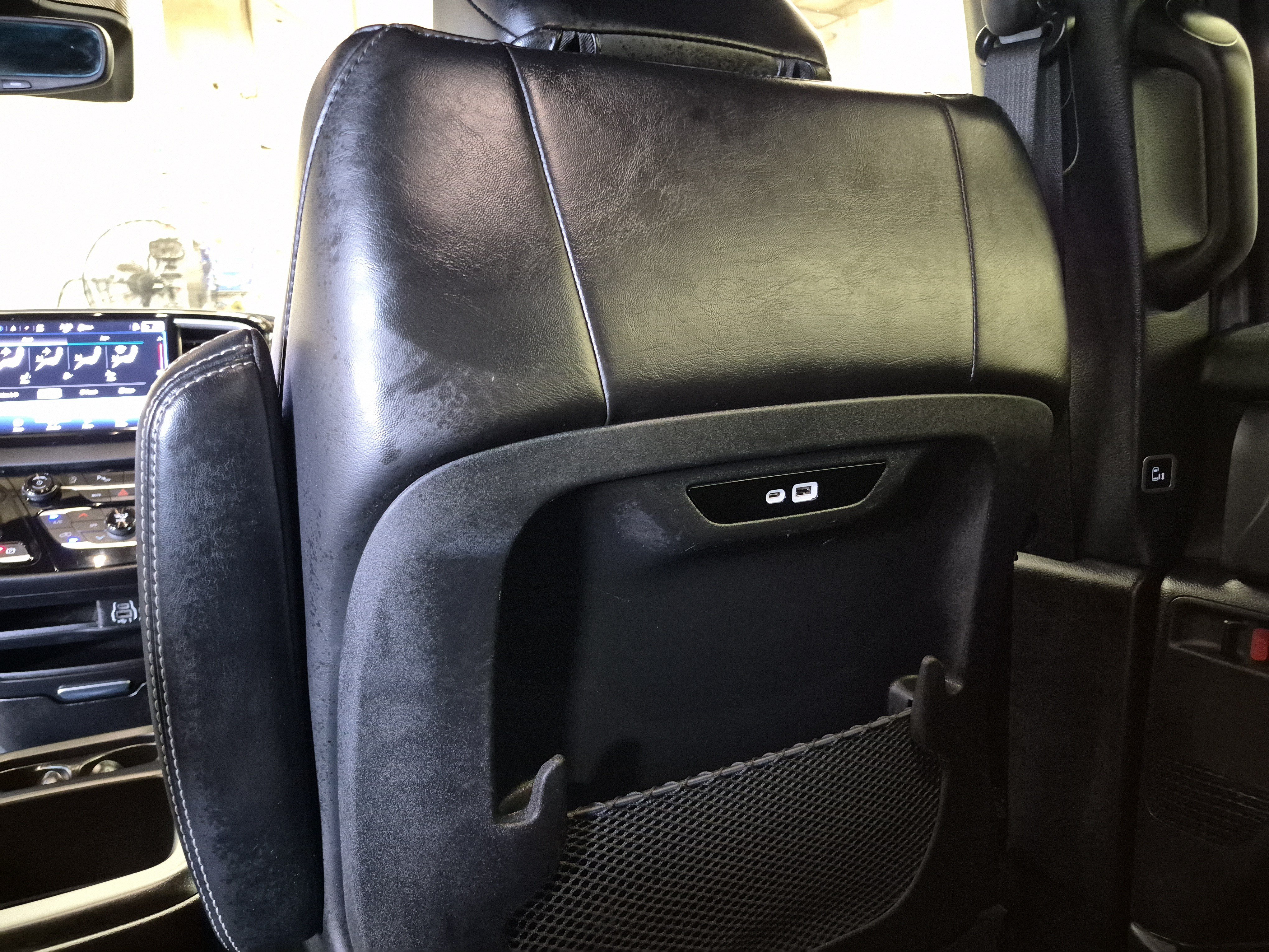 Used 2025 Chrysler Pacifica Select FWD image 18