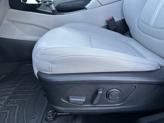 Used 2025 Hyundai Tucson SEL FWD image 13