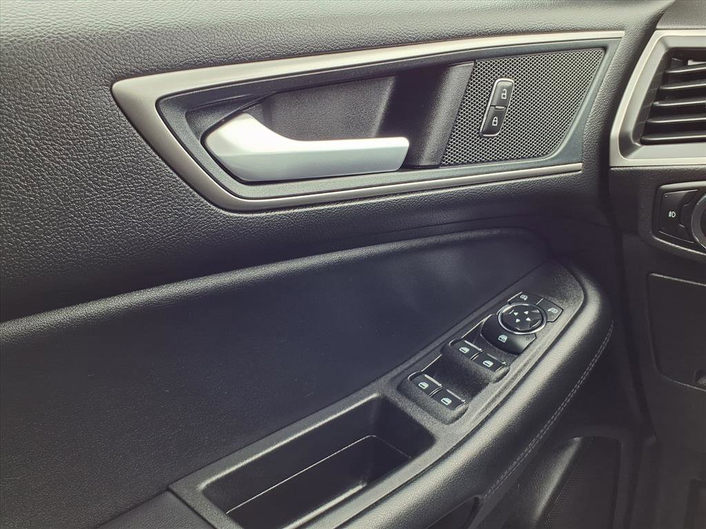 Certified 2024 Ford Edge SEL w/ Convenience Package image 20