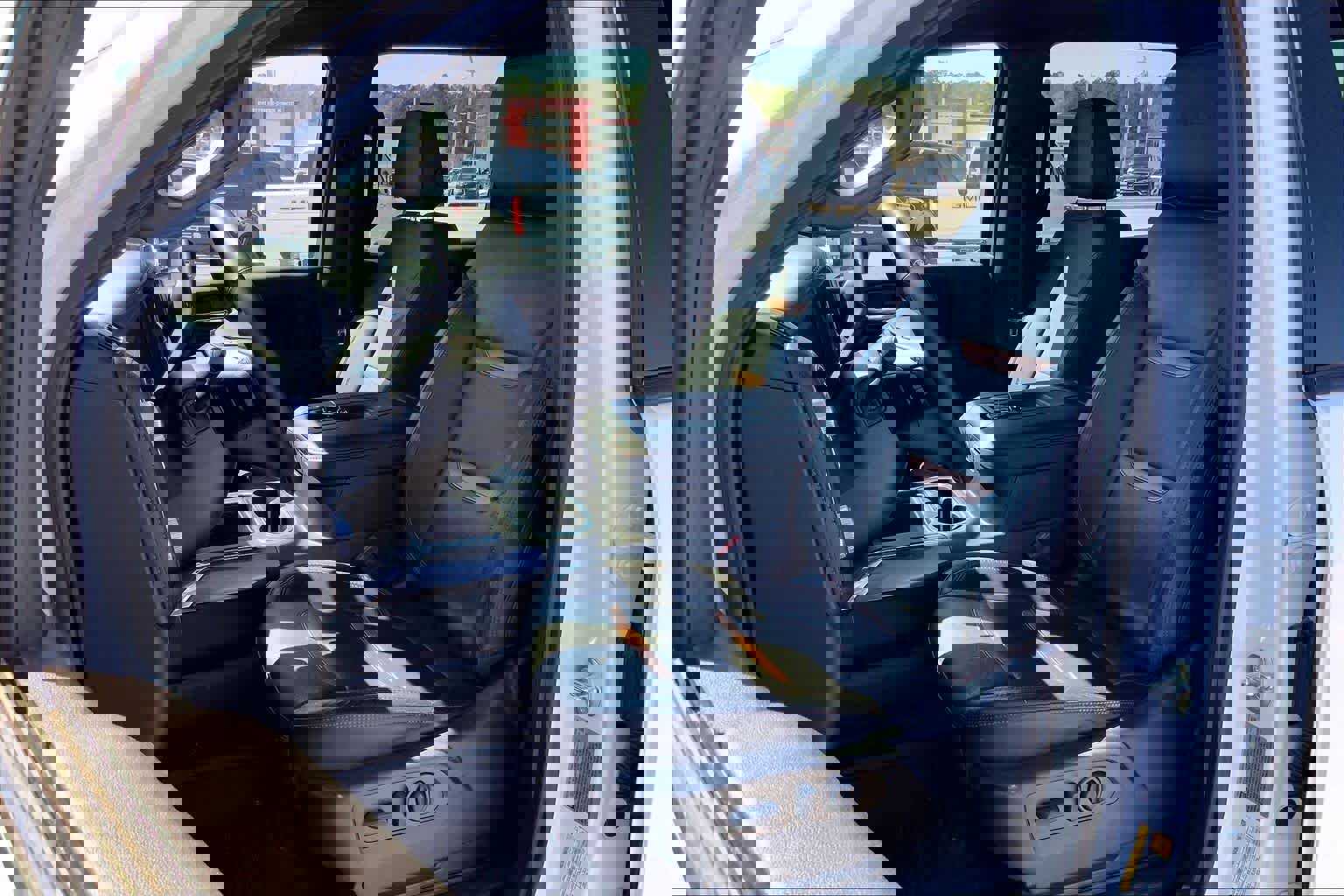 Used 2022 GMC Sierra 2500 AT4 image 9