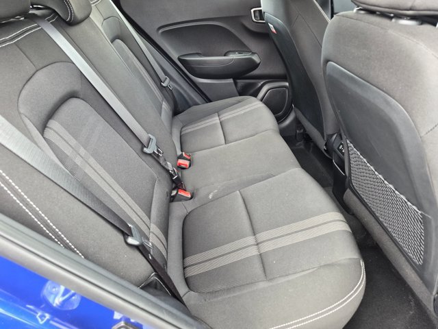Used 2025 Hyundai Venue SEL FWD image 25