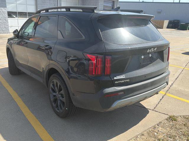 Used 2023 Kia Sorento SX Prestige image 3