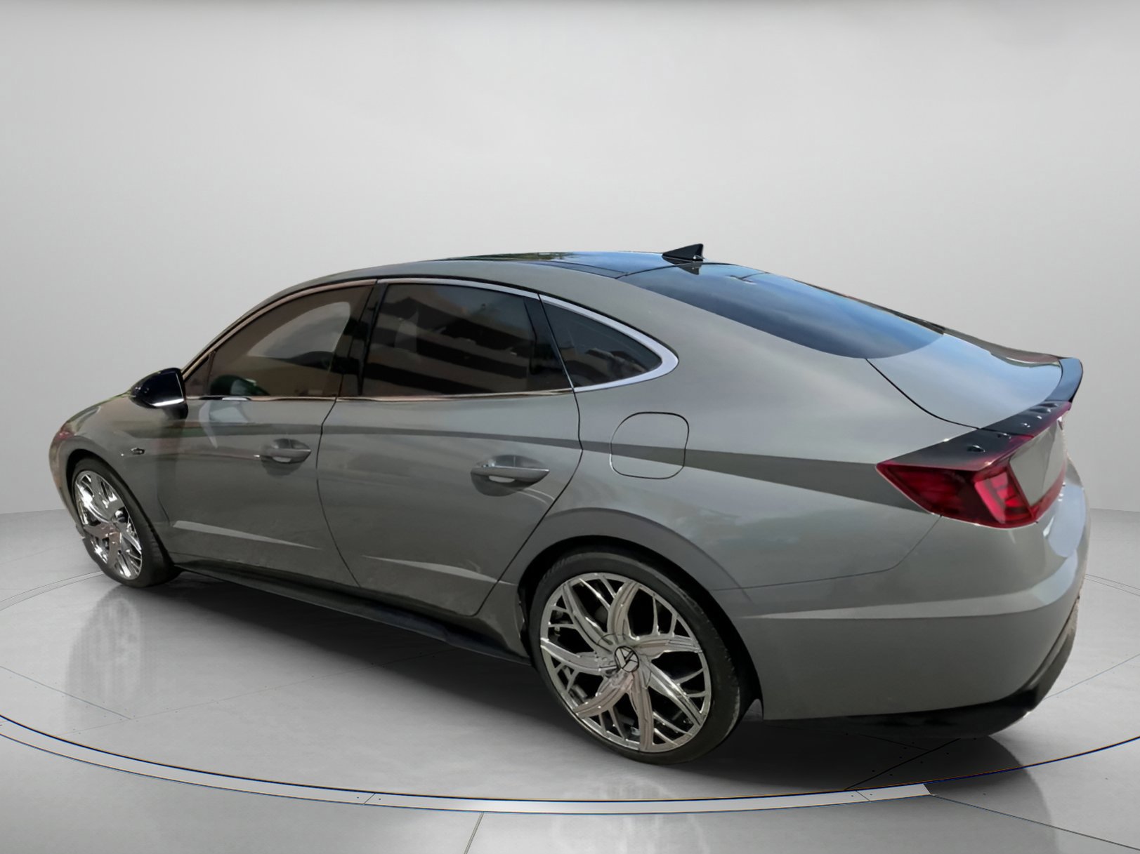 Used 2022 Hyundai Sonata N Line image 13