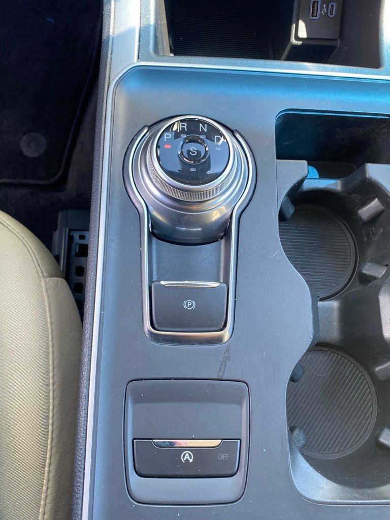 Certified 2021 Ford Edge SE FWD image 19