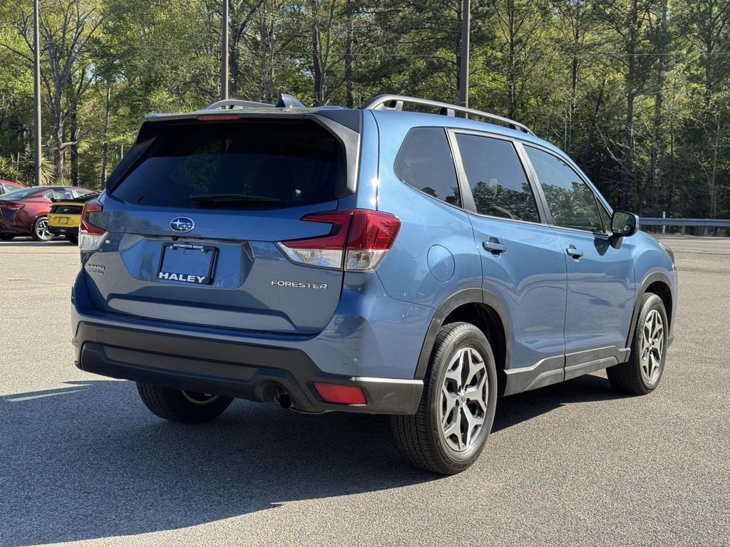 Used 2024 Subaru Forester Premium AWD/4WD image 4
