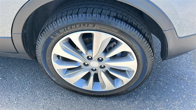 Used 2020 Buick Encore Preferred w/ Safety Package FWD image 6
