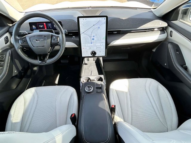 Certified 2023 Ford Mustang Mach-E Premium AWD/4WD image 4