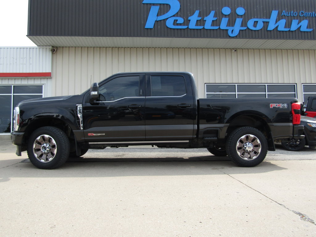 Certified 2024 Ford F250 King Ranch AWD/4WD image 11