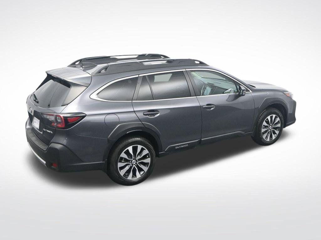 Used 2025 Subaru Outback Limited AWD/4WD image 36