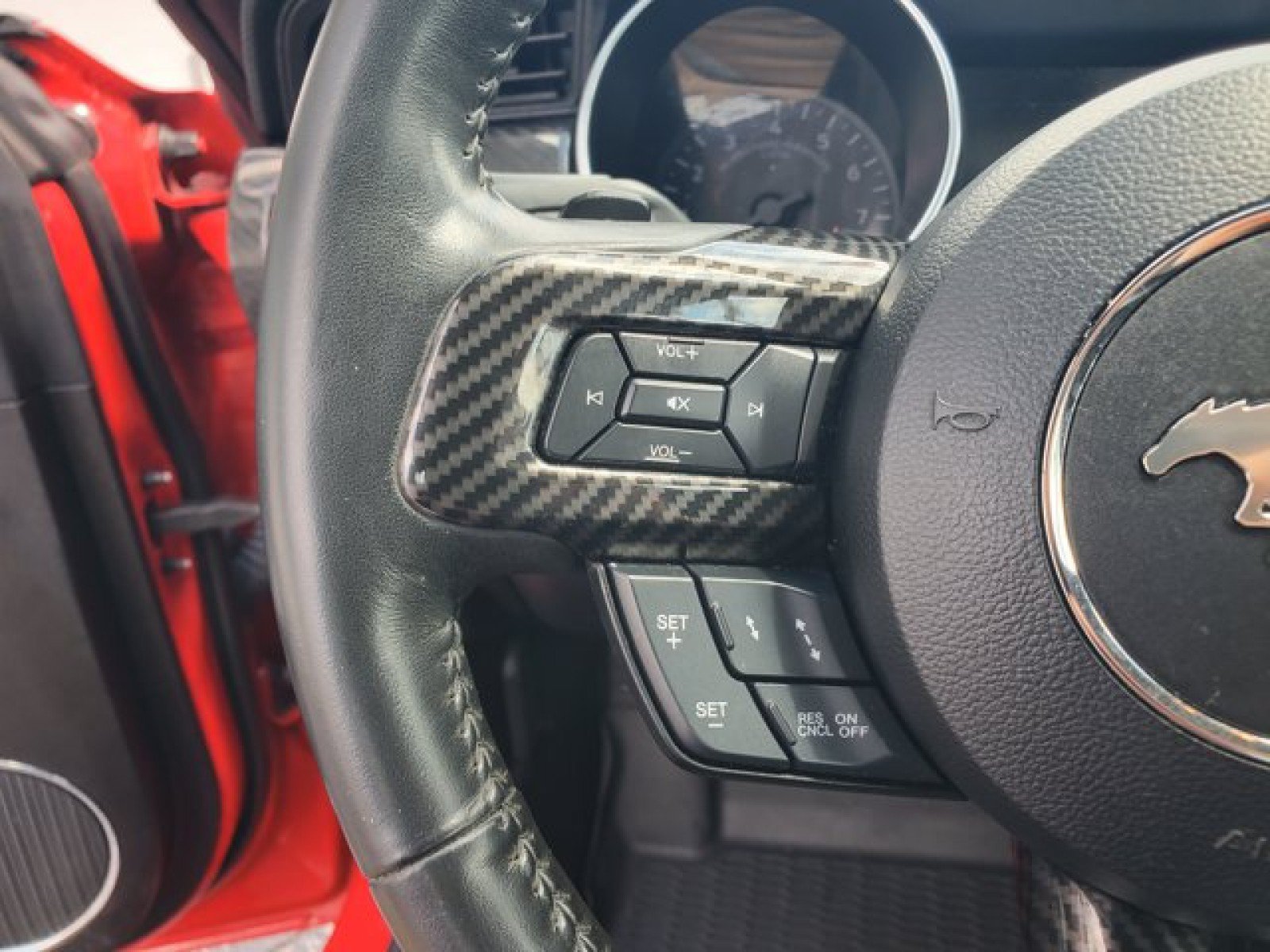 Certified 2021 Ford Mustang GT Premium w/ Carbon Sport Interior Package RWD image 17