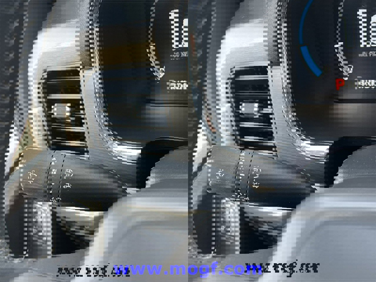 Certified 2022 Ford F150 Lariat w/ Equipment Group 502A High image 17