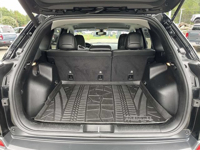 Used 2019 Jeep Cherokee Latitude Plus FWD image 8