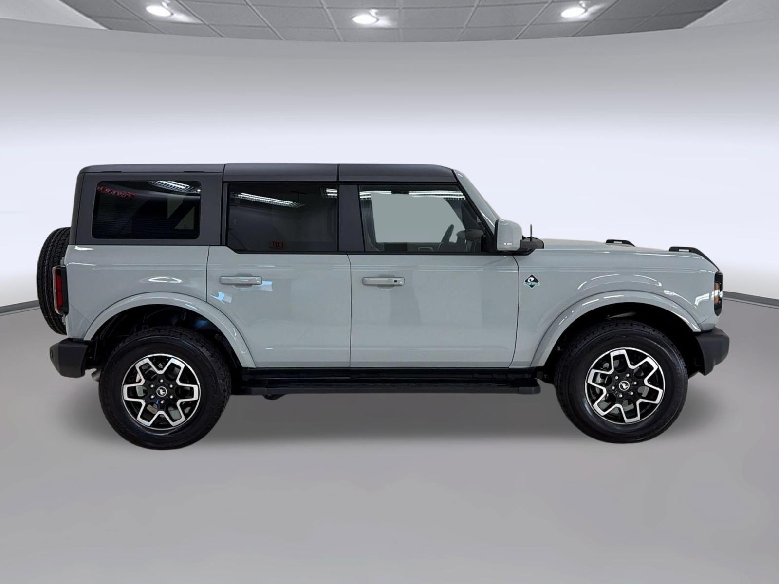 Certified 2024 Ford Bronco Outer Banks AWD/4WD image 8