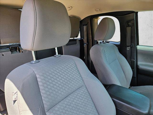 Used 2022 Toyota Tacoma SR5 w/ SR5 Appearance Package (SM) RWD image 19