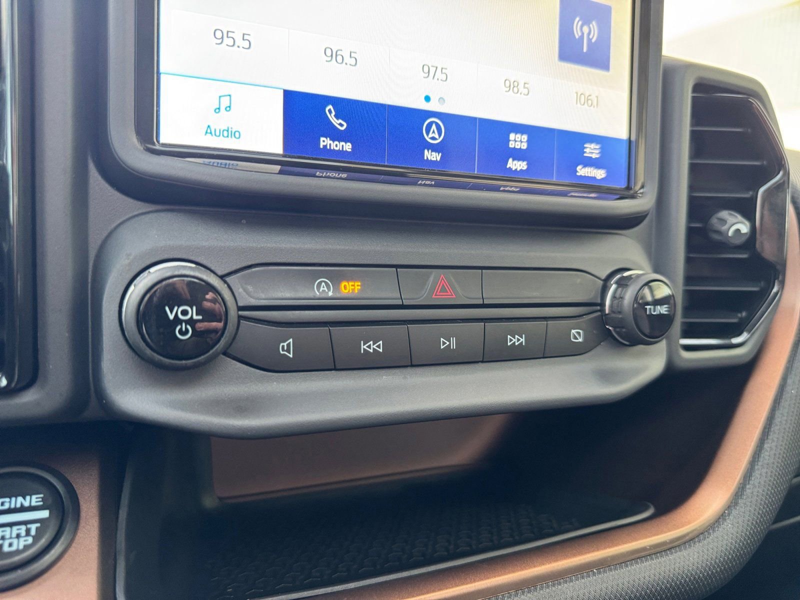 Certified 2022 Ford Bronco Sport Outer Banks w/ Tech Package image 28