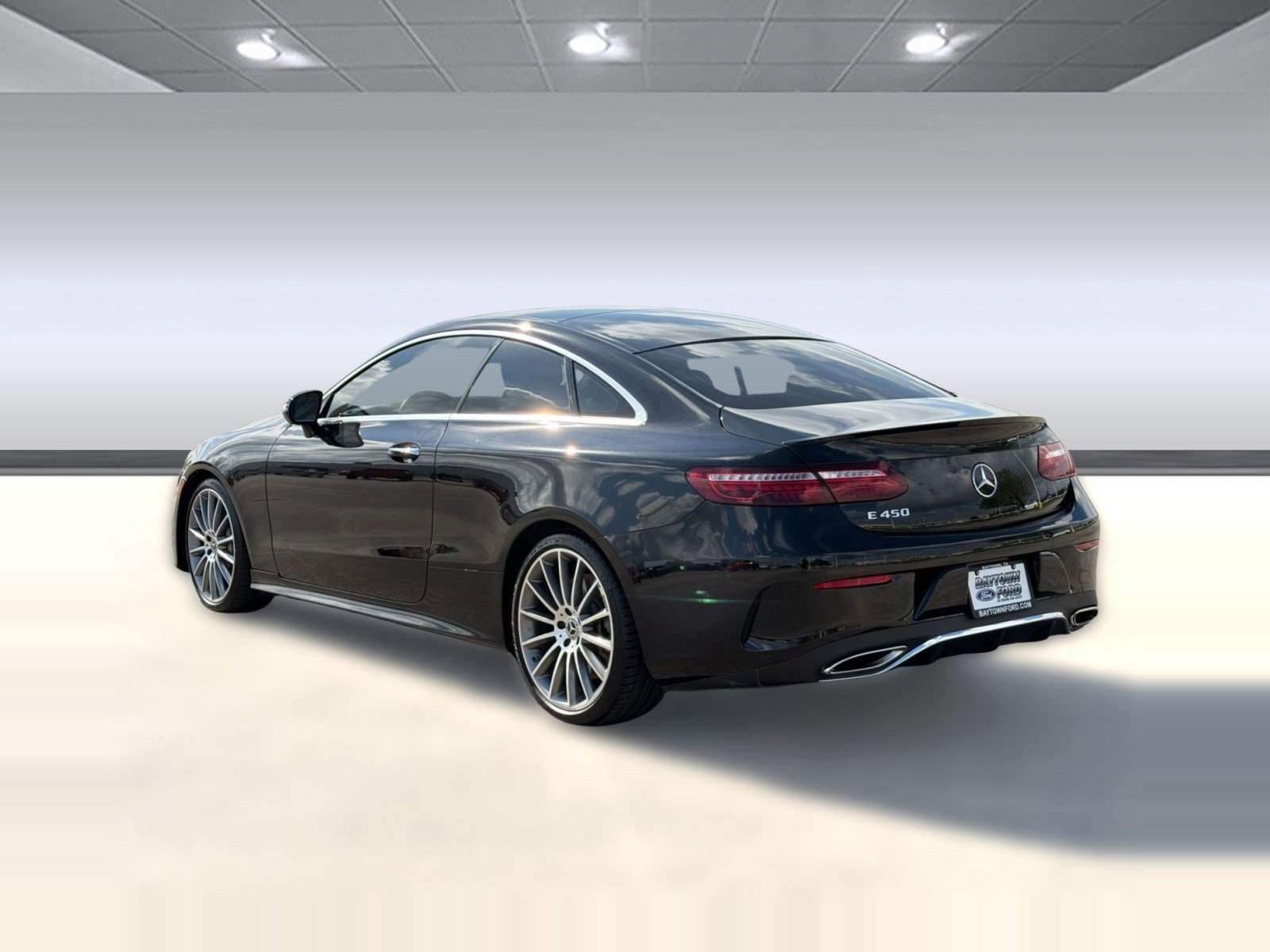 Used 2022 Mercedes-Benz E 450 Coupe image 5