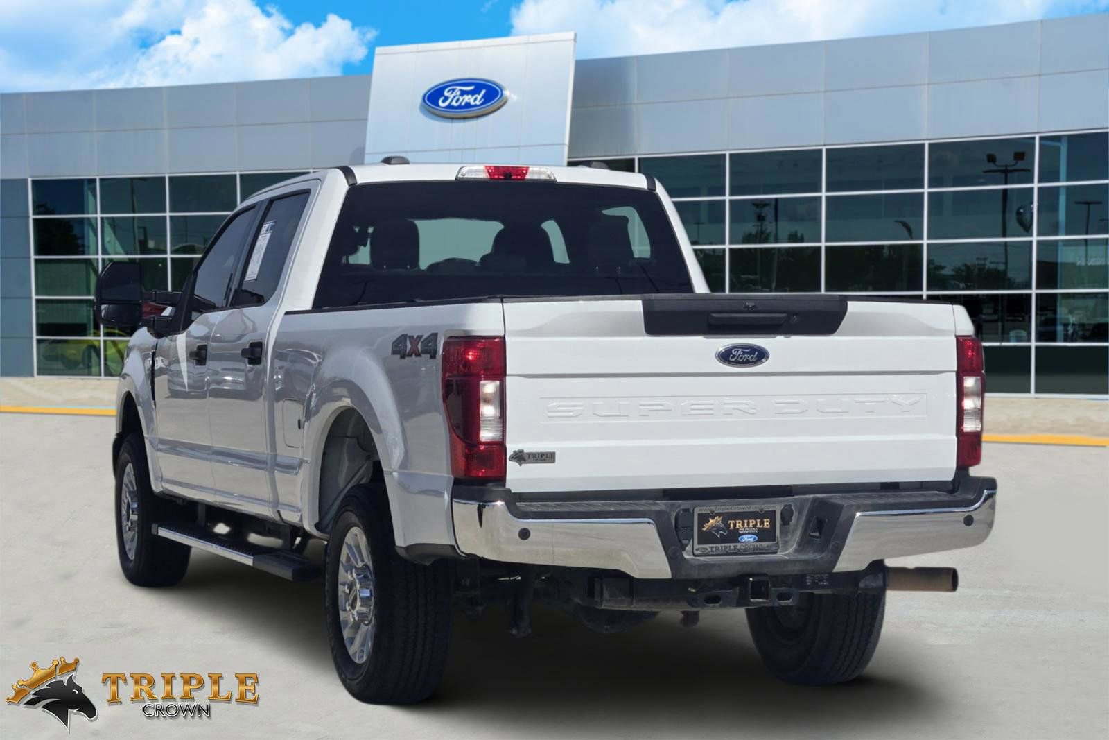 Certified 2022 Ford F250 XLT w/ XLT Value Package image 4