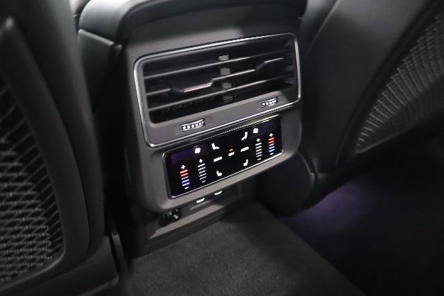 Used 2025 Audi Q7 3.0T Prestige AWD/4WD image 27
