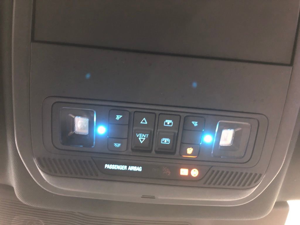 Certified 2020 Ford Explorer Platinum w/ Premium Technology Package image 35