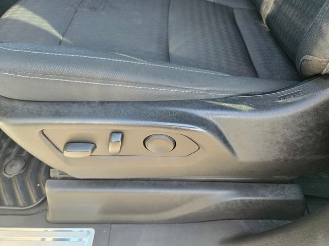 Used 2022 Chevrolet Silverado 1500 LT AWD/4WD image 12