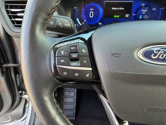 Certified 2022 Ford Escape Titanium w/ Titanium Premium Package FWD image 14