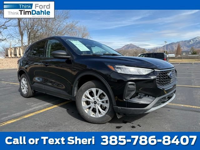 Certified 2025 Ford Escape Active AWD/4WD image 1