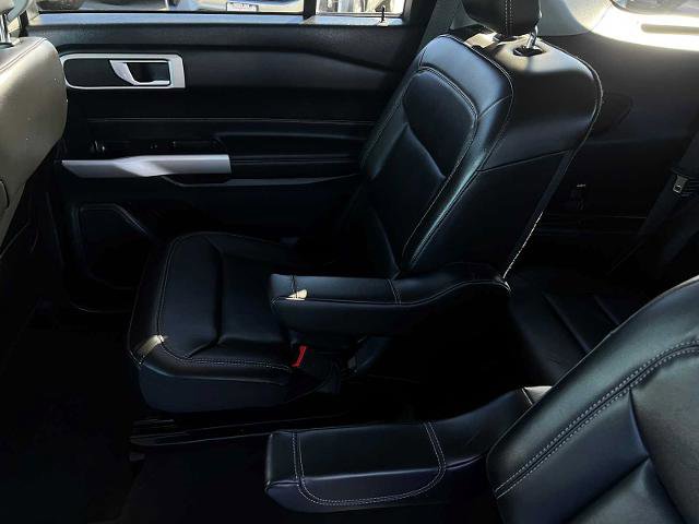 Certified 2022 Ford Explorer XLT w/ Equipment Group 202A image 12