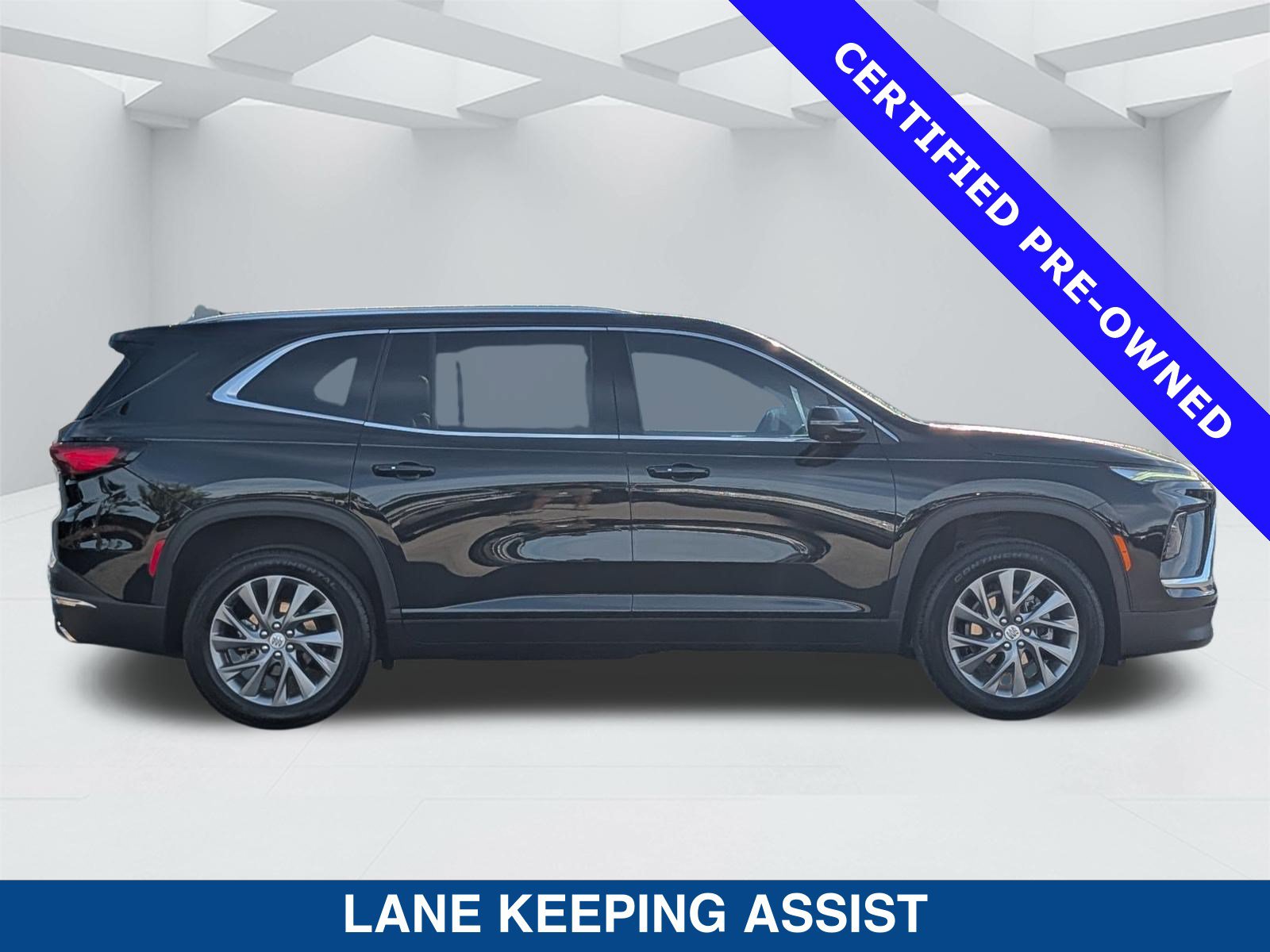 Used 2025 Buick Enclave Preferred FWD image 4