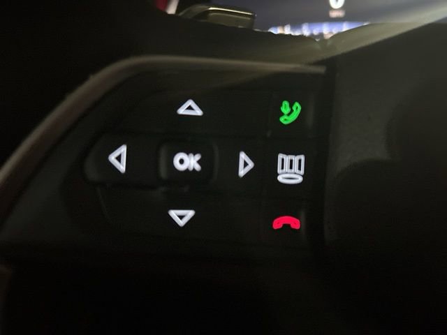 Used 2024 Jeep Grand Cherokee Limited w/ Black Appearance Package image 27