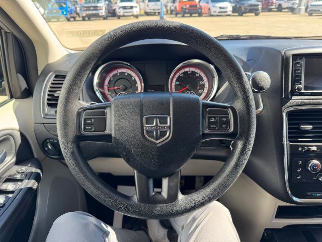 Used 2019 Dodge Grand Caravan SE image 25