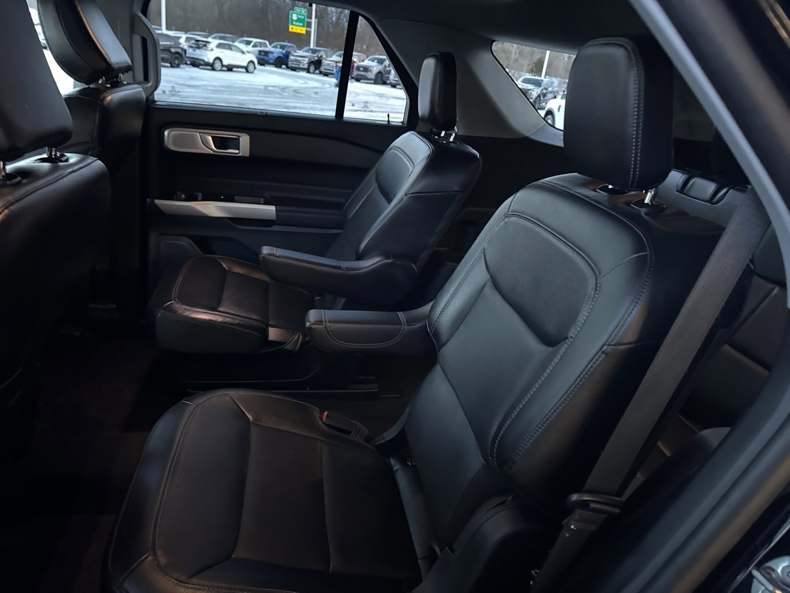 Certified 2024 Ford Explorer Limited w/ Limited Technology Package image 41