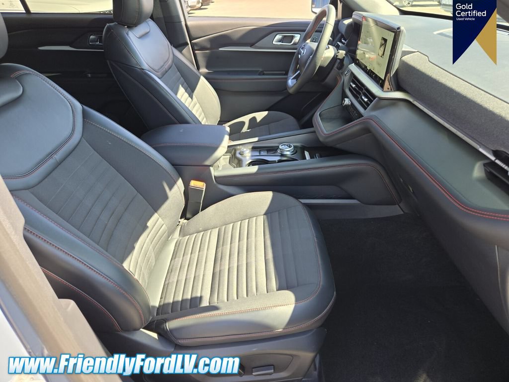 Certified 2025 Ford Explorer ST-Line RWD image 14
