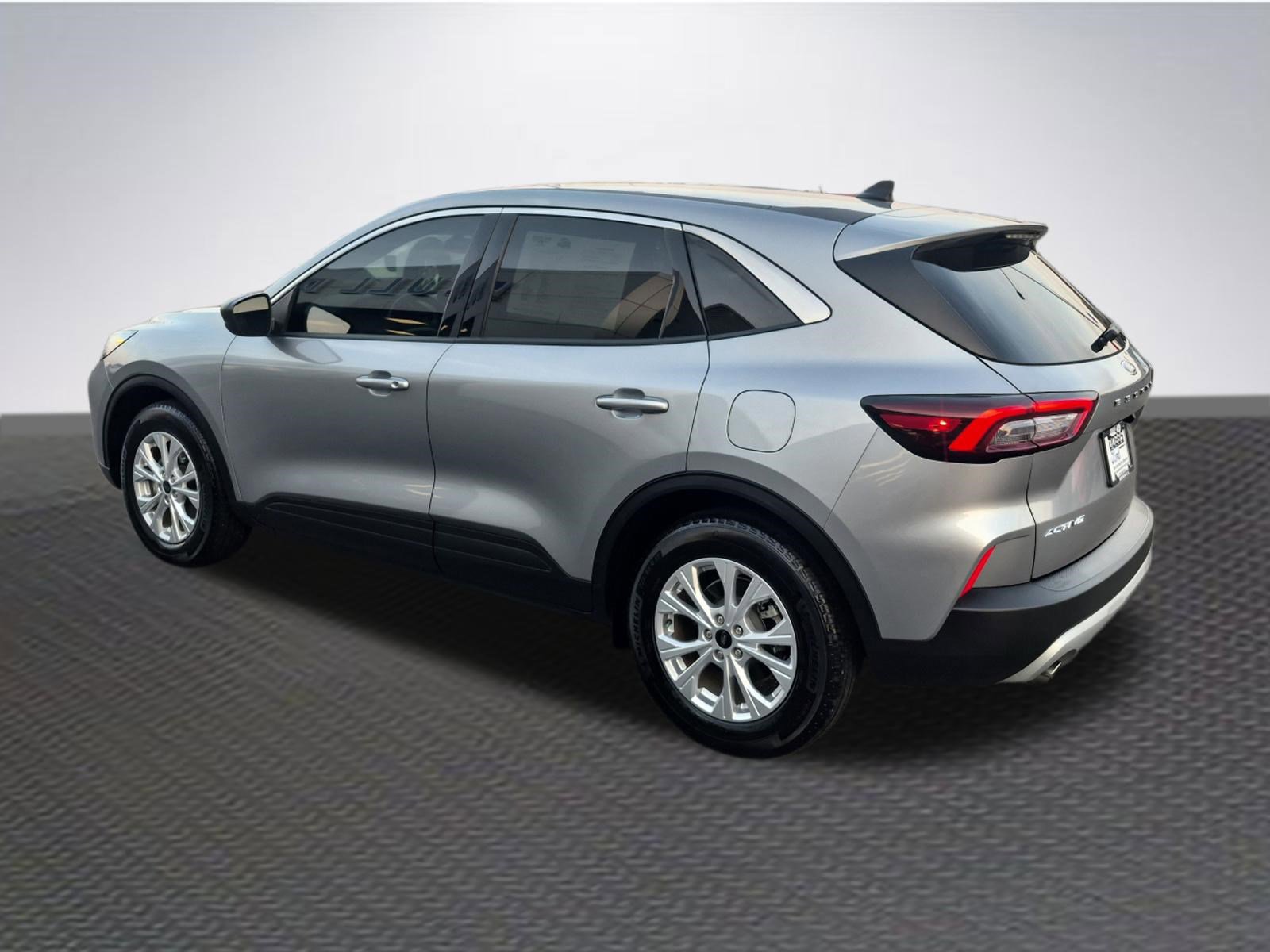 Certified 2024 Ford Escape Active image 5