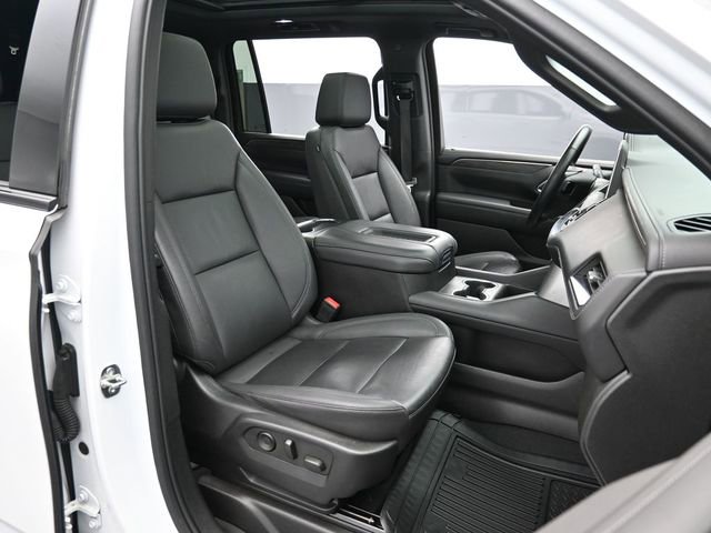 Used 2023 Chevrolet Suburban Z71 w/ Luxury Package image 31