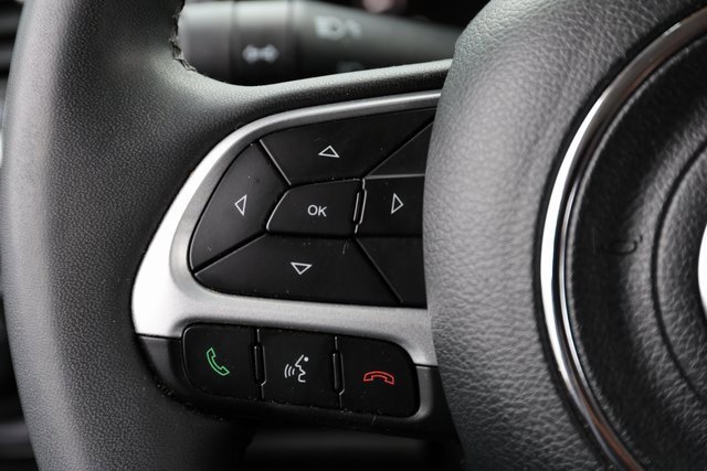 Used 2020 Jeep Renegade Latitude image 19