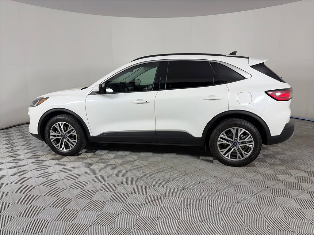 Certified 2021 Ford Escape SEL w/ Technology Package AWD/4WD image 4