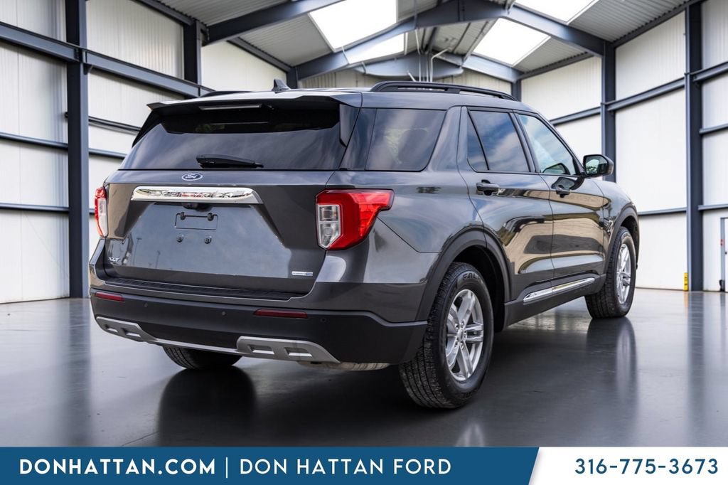 Certified 2020 Ford Explorer XLT w/ Equipment Group 202A AWD/4WD image 27