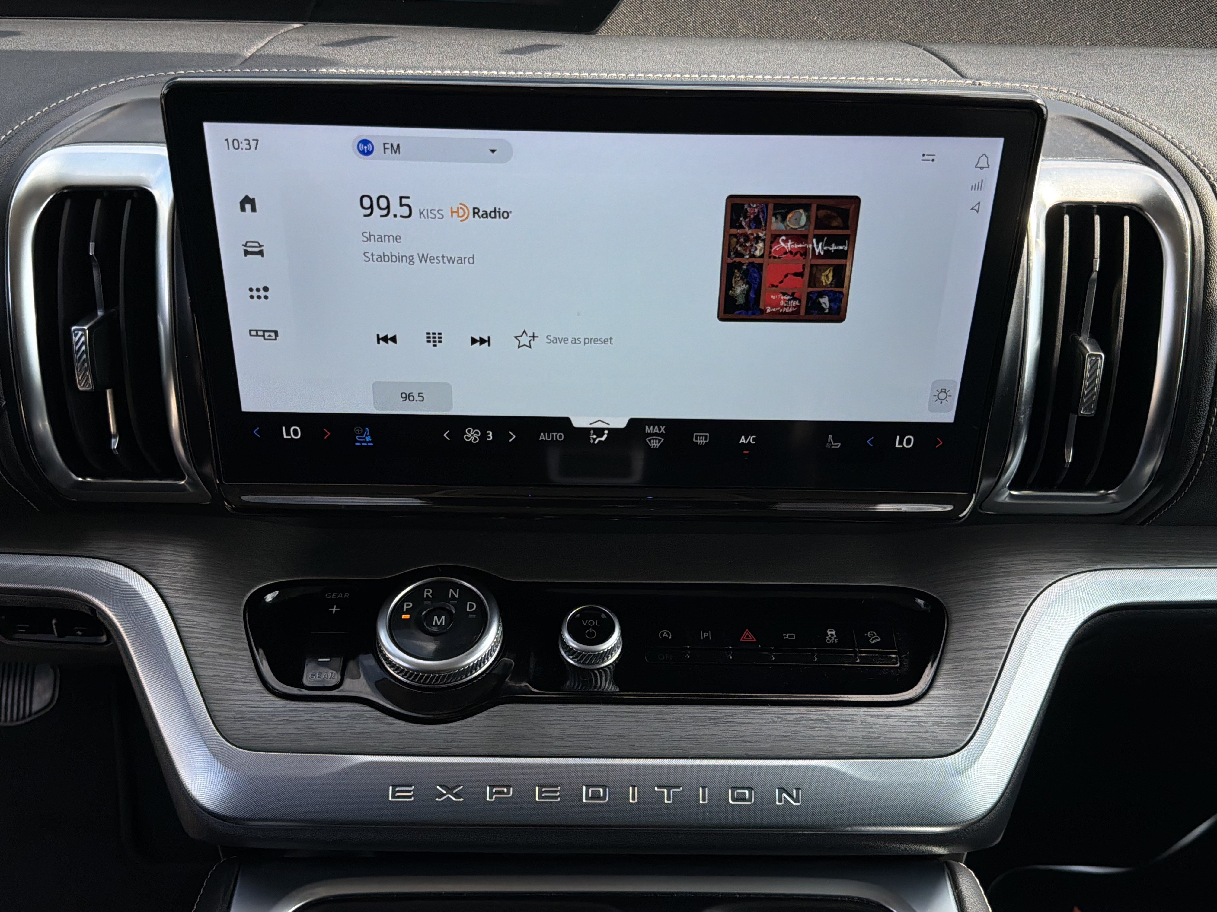 Certified 2025 Ford Expedition Platinum AWD/4WD image 19