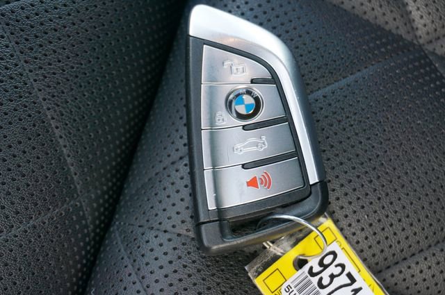 Used 2023 BMW X5 M50i w/ Executive Package AWD/4WD image 27